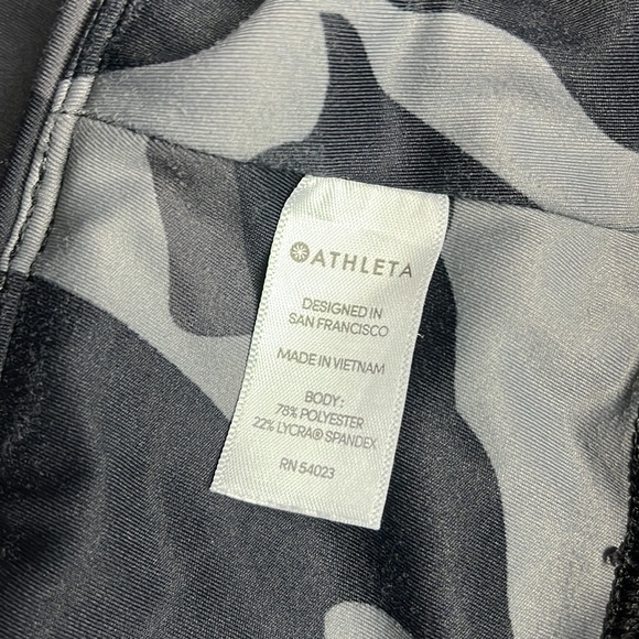 Athleta Camo Contender 7/8 Tights Leggings - Picture 8 of 9